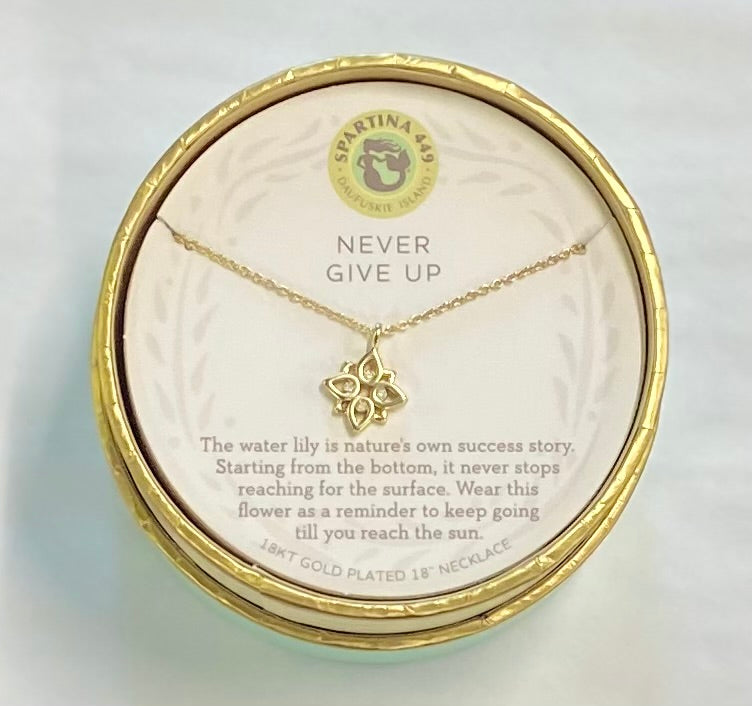 Sea La Vie Never Give Up/Lily Necklace (gold)