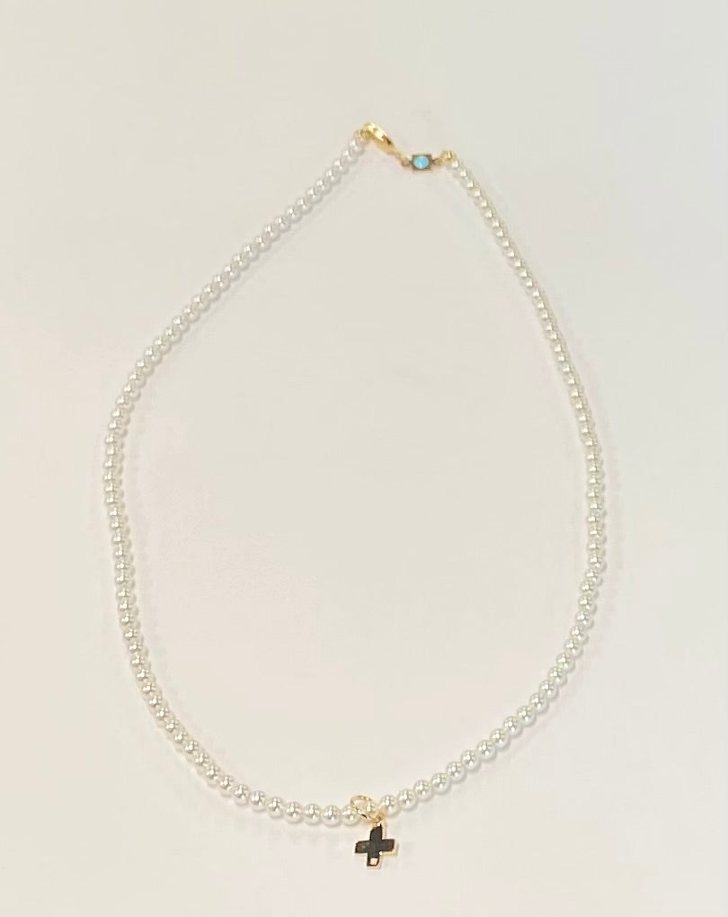 15" Chocker Classic Pearl 3mm Bead Necklace with Signature Gold Cross