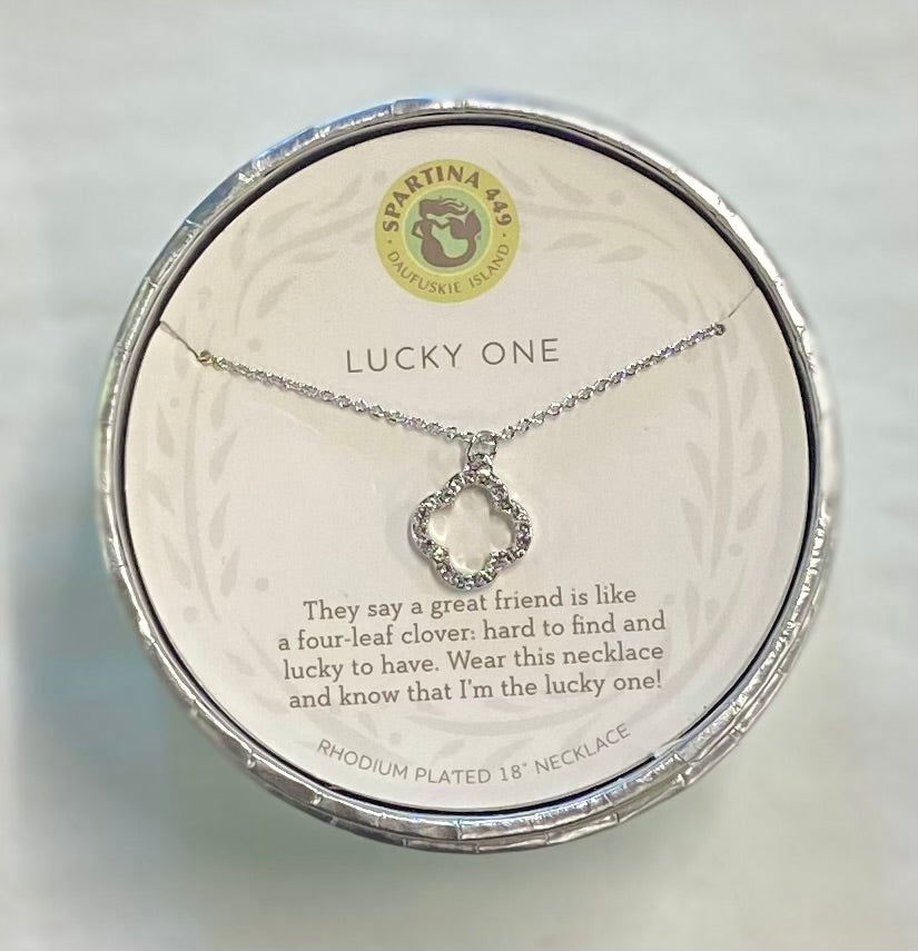 Sea La Vie Lucky One/Clover Necklace (silver)