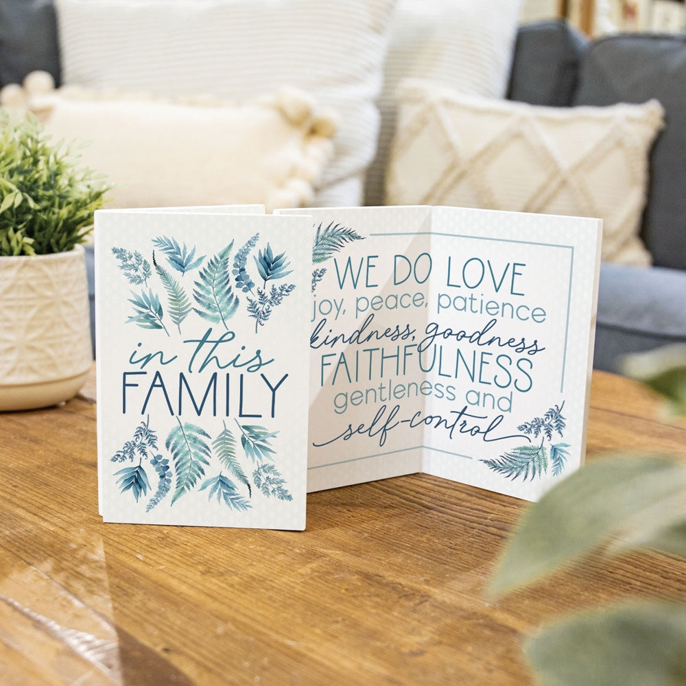 In this Family Wooden Greeting Card