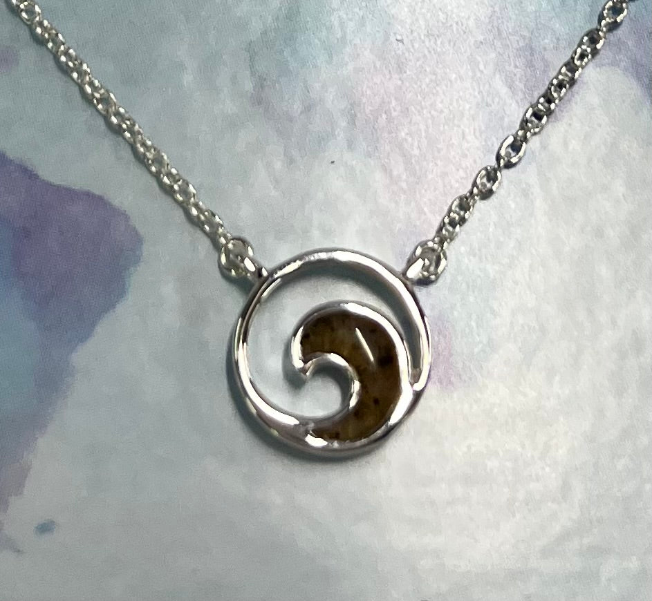 Delicate Dune Wave Necklace