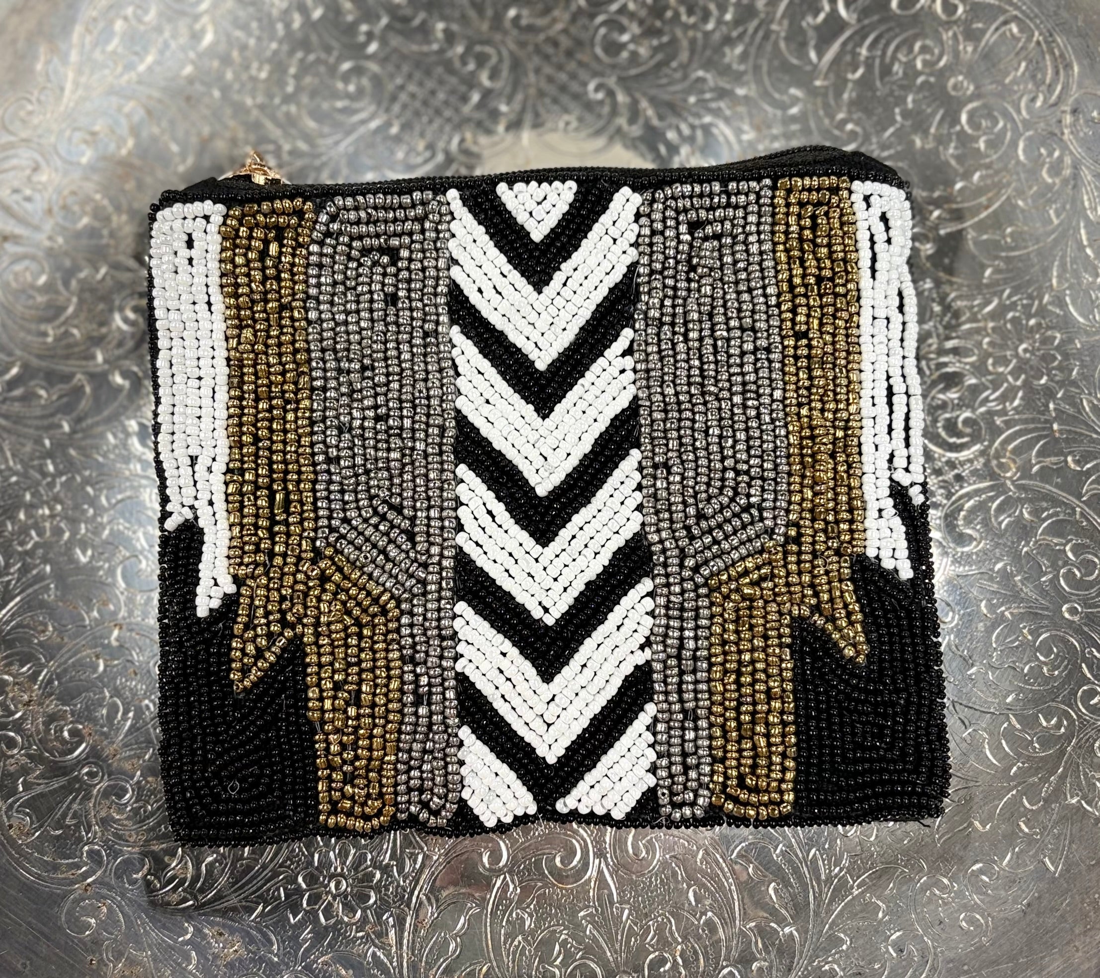 V Pattern Coin Purse