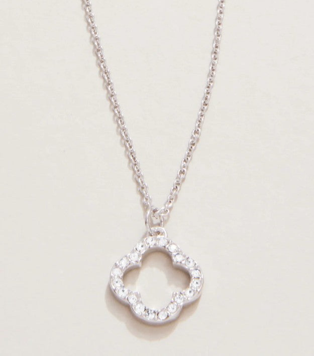 Sea La Vie Lucky One/Clover Necklace