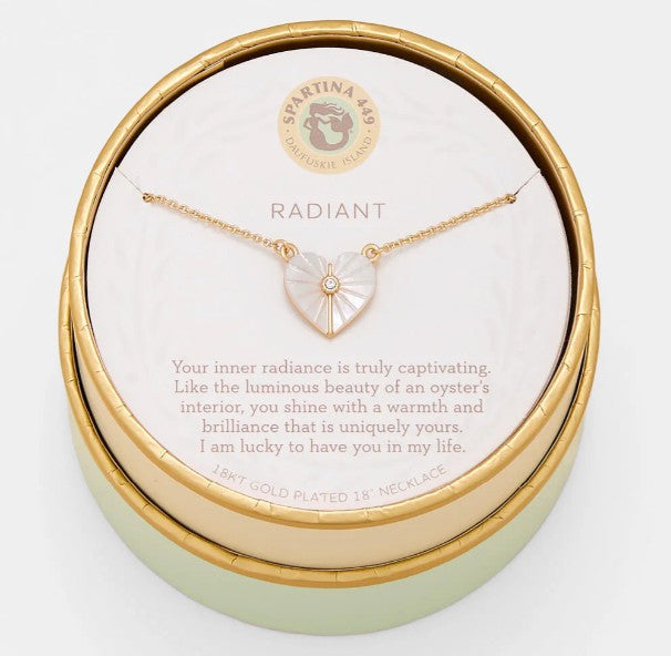 Sea La Vie Necklace Radiant/Mother-of-Pearl Heart