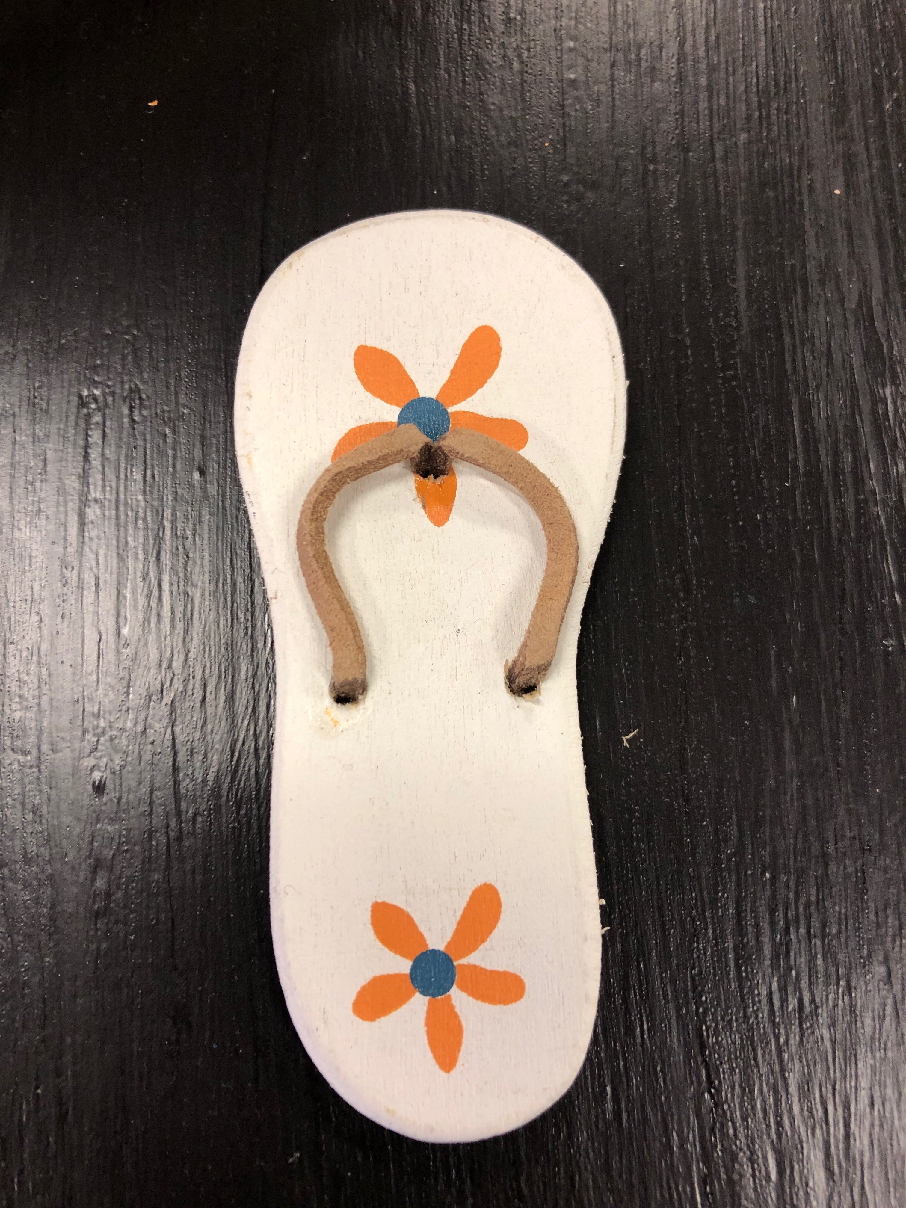 Flip flop Magnet